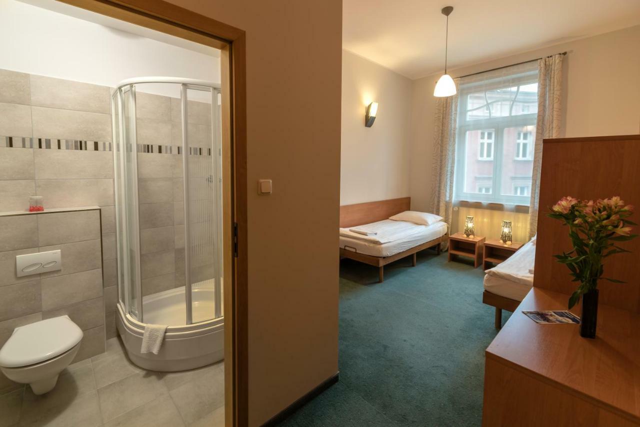 Hill Inn Poznań Kültér fotó